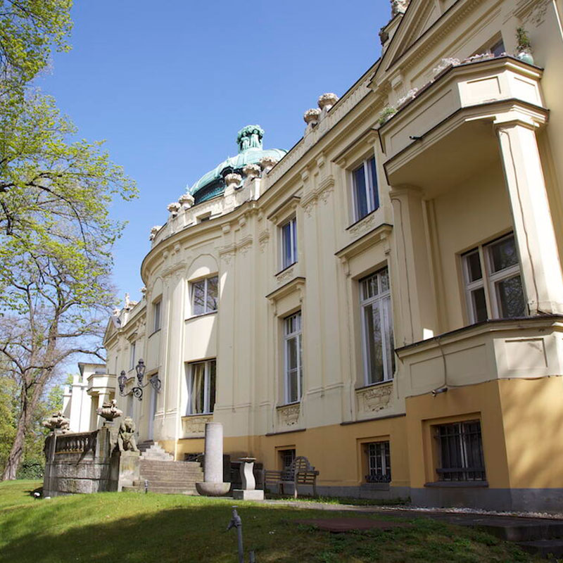 Sommerausstellung der Stiftung Starke im Löwenpalais